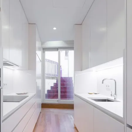 Apartamento Guestready - Stylish Duplex With Private Balcony In Downtown Oporto