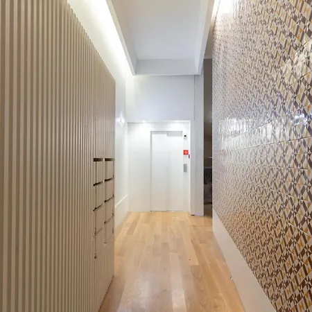 Apartamento Guestready - Stylish Duplex With Private Balcony In Downtown Oporto