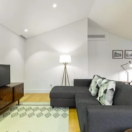 Guestready - Stylish Duplex With Private Balcony In Downtown *