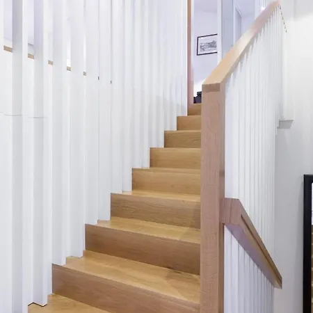Guestready - Stylish Duplex With Private Balcony In Downtown * Oporto
